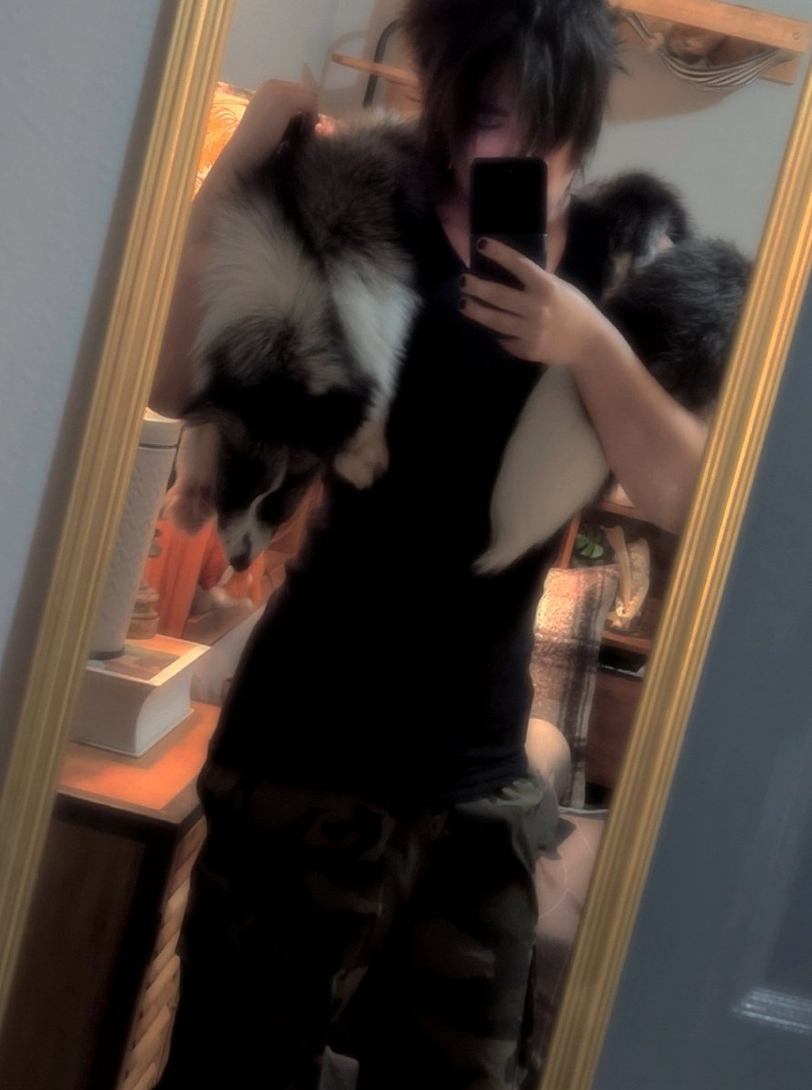 DesignerXDeath's tweet photo. Something something and then my boots https://t.co/wLc1mmtsKN