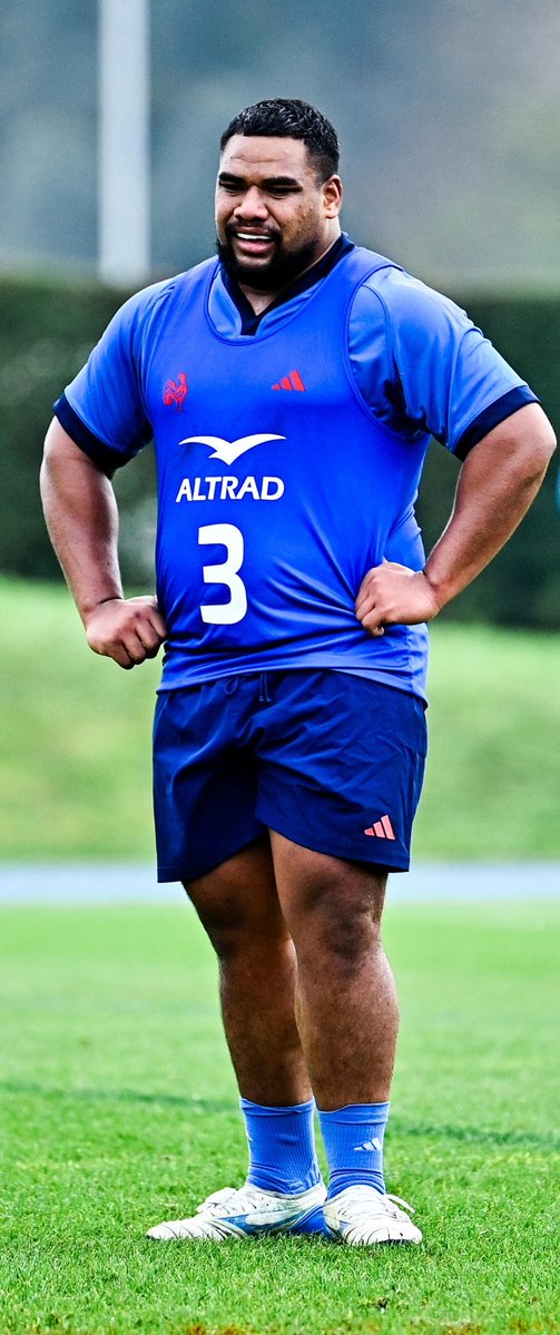xpbrugby's tweet photo. Orientation @RugbyramaFR de Bible Rugby à journal pour minets qui découvrent le Rugby.
L'un des seuls intérêts #STAB sera le duel en mêlées de Cyril Baille qui revient à la compétition face à Tevita Tatafu qui enchaîne matchs moyens.
Le confirmé contre prétendant @FranceRugby 🤔 https://t.co/95TmNiasiq