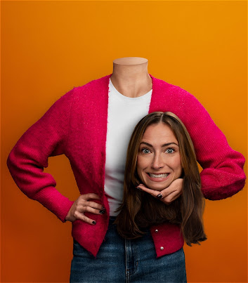 MyMelbourneArts's tweet photo. REVIEW: In #PleaseHelpMe!, Aimee Marich draws on her own experiences of mental illness, suicidal thoughts and psychiatric care. There is much here that deserves to be heard.
https://t.co/0x9zFLYulw
#IndieTheatre #MelbourneTheatre #MelbourneArta #MelbFringe https://t.co/R6QVPGT6Wh