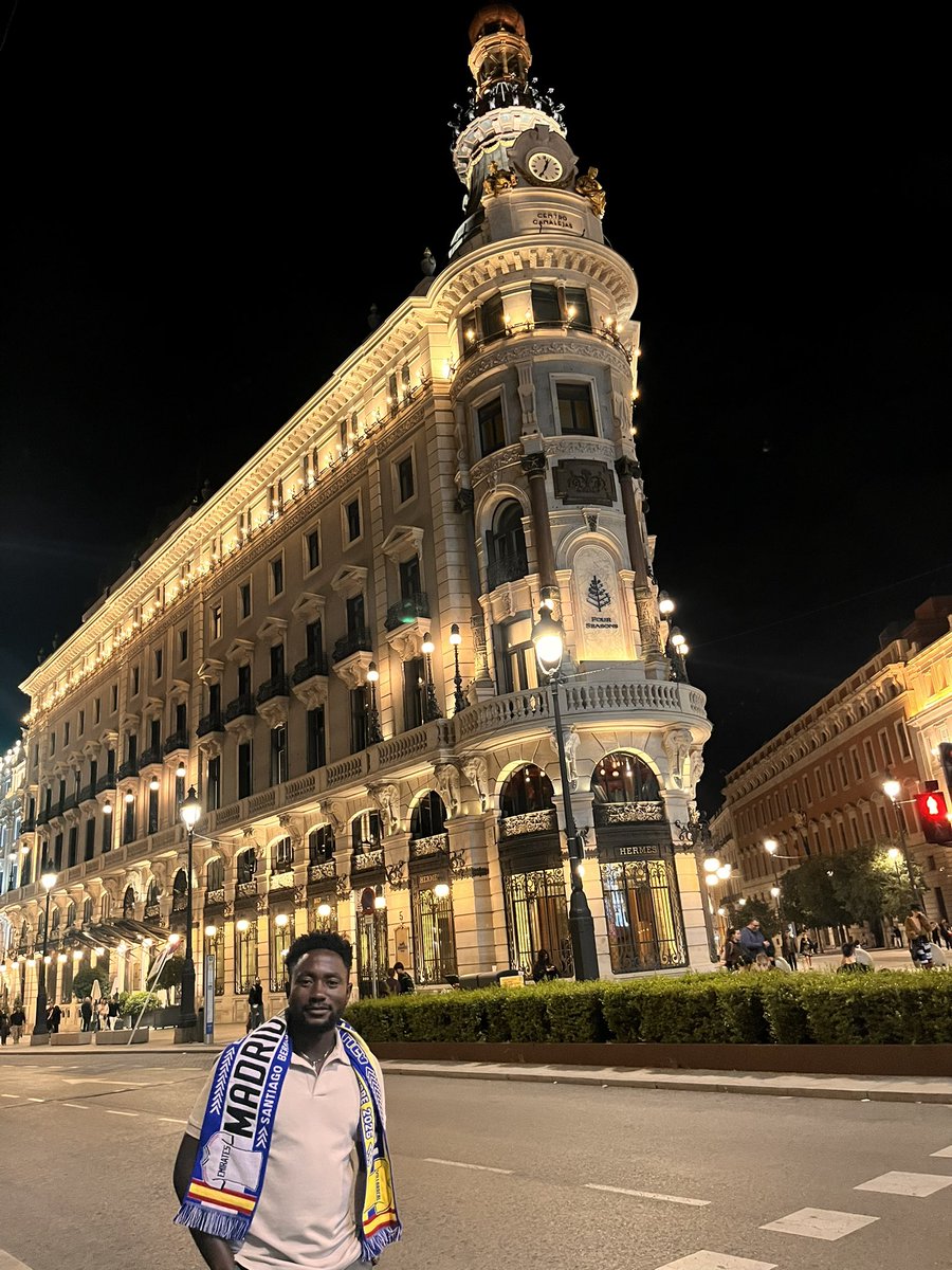 IamSeblon_'s tweet photo. Let me go stroll the streets of Madrid 🔥🔥🔥 https://t.co/EuRR1K9Lxm