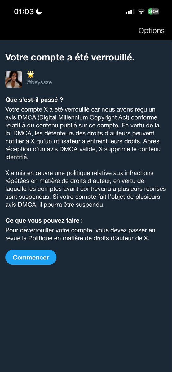 beyssze's tweet photo. Fou rire l’autre maximesky j’ai mis une vidéo de lui qu’il a posté sur TikTok il est venue chialer à faire un mail à Twitter pour que mon tweet soit supprimé 😂😂🤡y’a quoi t’es pas content https://t.co/59jyUZ3m9z
