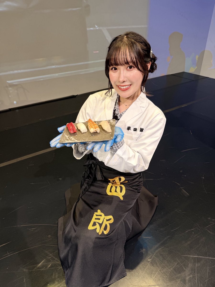 kaitensushiH's tweet photo. 🍣昨日の坂倉花さん「さくちゃん寿司」イベントは大盛況！販売商品は完売しました✨

本日も数量限定販売！

🍱かしわ寿司
アミュプラザ小倉3階「すしの都 北九州セレクトショップ」

🍣さくちゃん寿司セット
アミュプラザ小倉6階「回転寿司 平四郎」

なくなり次第終了です！

#坂倉花 #平四郎 https://t.co/WV6cnZH2GP
