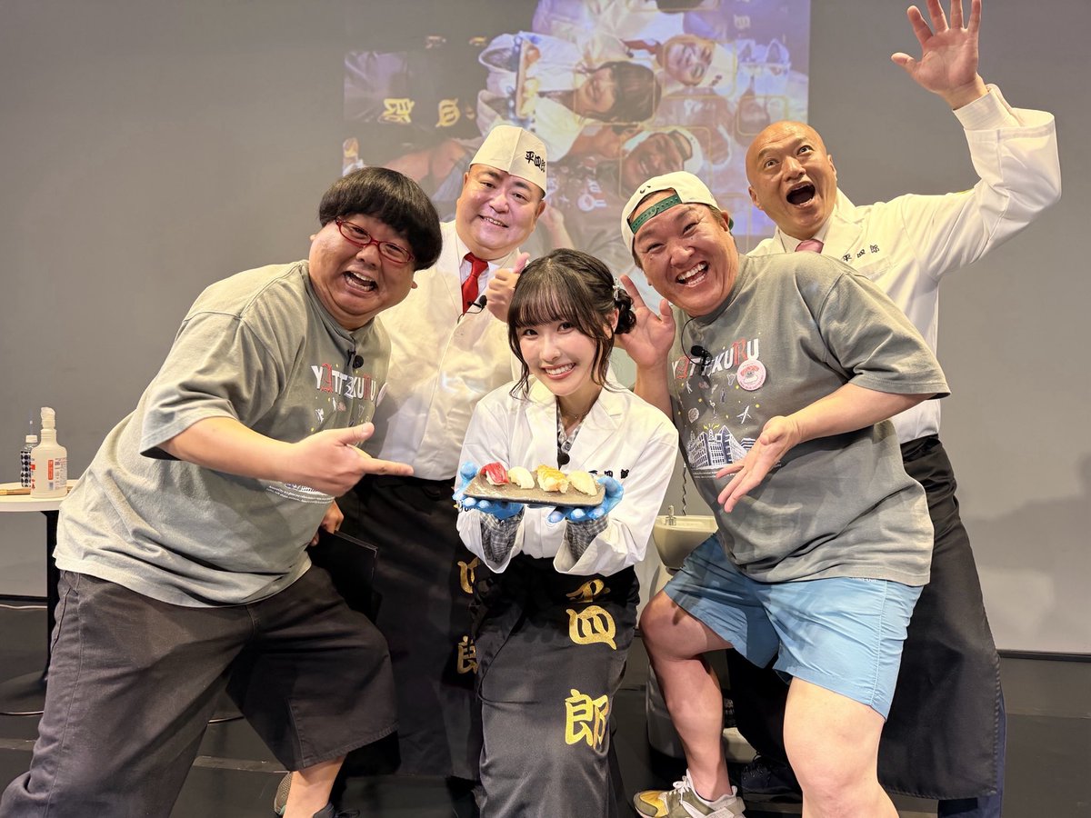 kaitensushiH's tweet photo. 🍣昨日の坂倉花さん「さくちゃん寿司」イベントは大盛況！販売商品は完売しました✨

本日も数量限定販売！

🍱かしわ寿司
アミュプラザ小倉3階「すしの都 北九州セレクトショップ」

🍣さくちゃん寿司セット
アミュプラザ小倉6階「回転寿司 平四郎」

なくなり次第終了です！

#坂倉花 #平四郎 https://t.co/WV6cnZH2GP