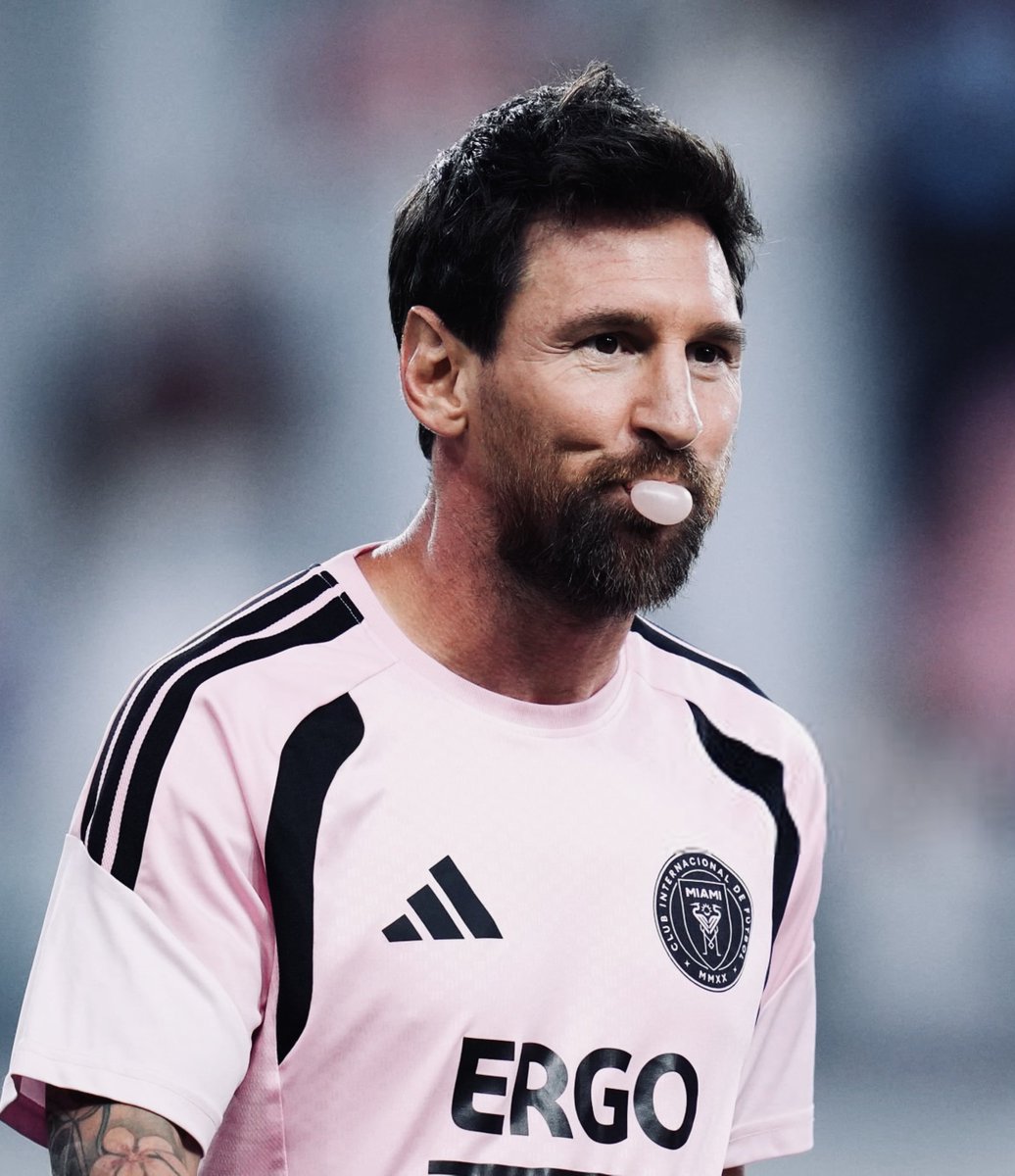 M10GOAT's tweet photo. 🐐 https://t.co/chh3RaB3SF