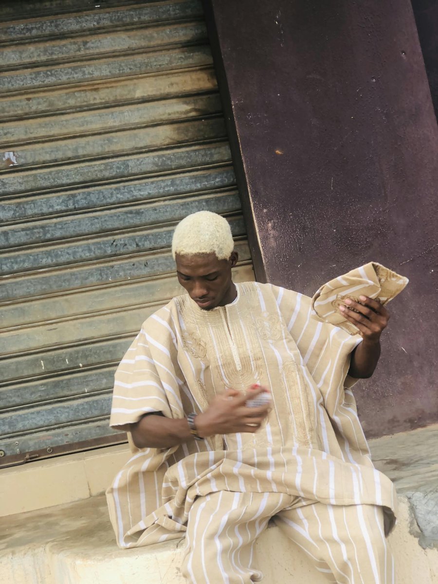 kennykngs's tweet photo. Proper Yoruba man 💛 https://t.co/m3yE1aLs6j