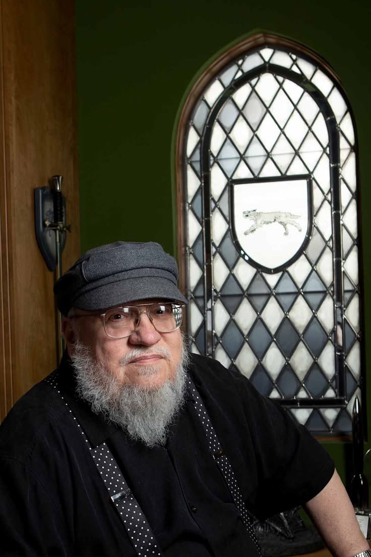 ChaosCrave_'s tweet photo. George R. R. Martin provides another update on THE WINDS OF WINTER:

“It’s the same update. I continue to work on it, but it’s a big, monstrous, and challenging book. It will be finished in no time.” https://t.co/3EYvhzG3cg