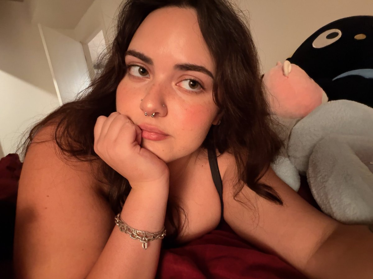 violetxharmonx's tweet photo. Can we like be friendssssss? #moots
#bbw https://t.co/ylTsTi5cPW