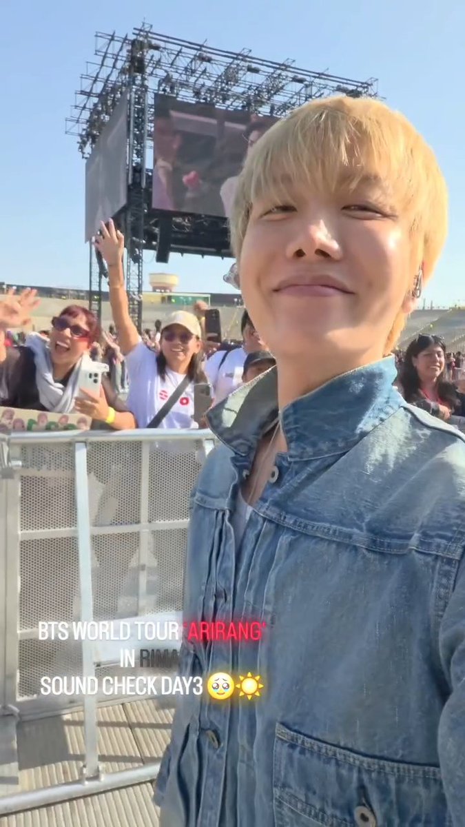 SodynaC's tweet photo. [ 📷 ] #JHOPE FOR LIMA SOUNDCHECK DAY3 💜

#BTS_WORLDTOUR_ARİRANG_LIMA_D3 https://t.co/hw99szqFxv