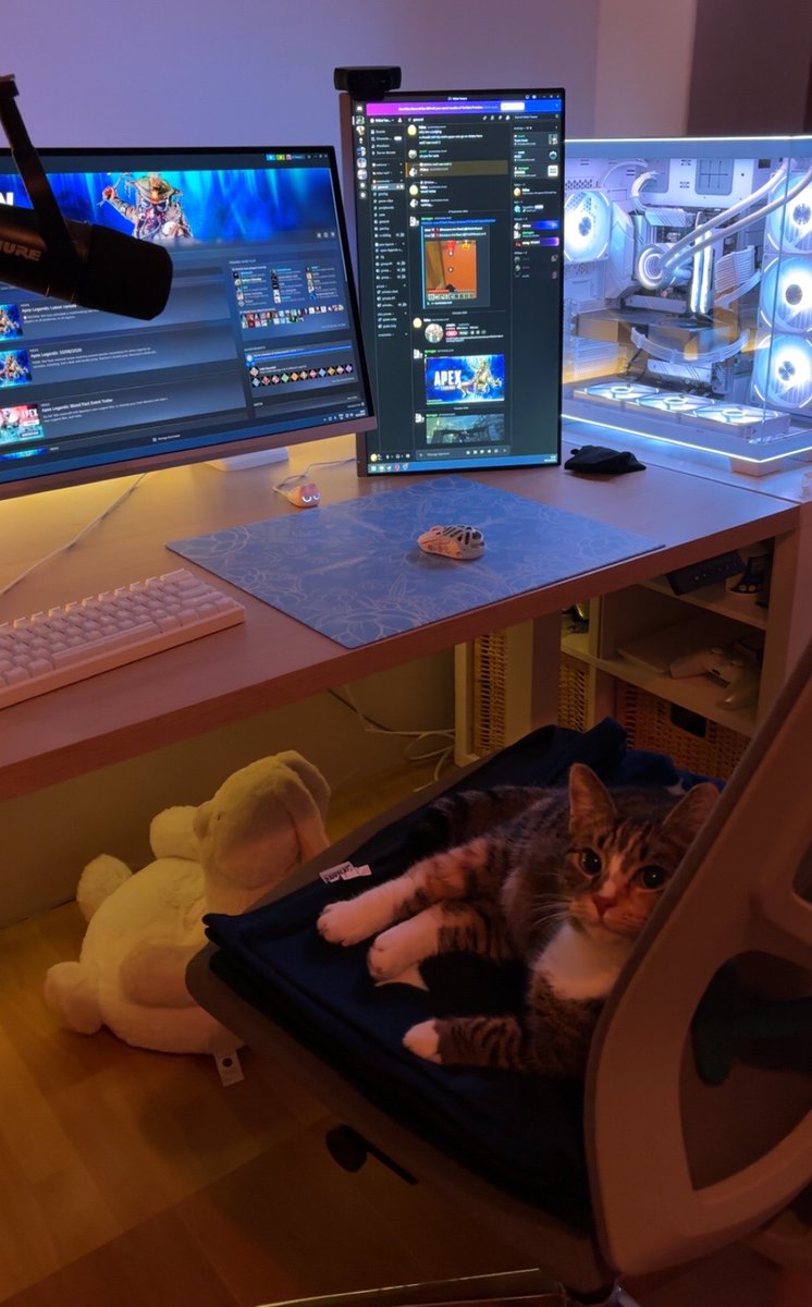 feIies's tweet photo. will someone please duo with her https://t.co/KXuvAL13sr
