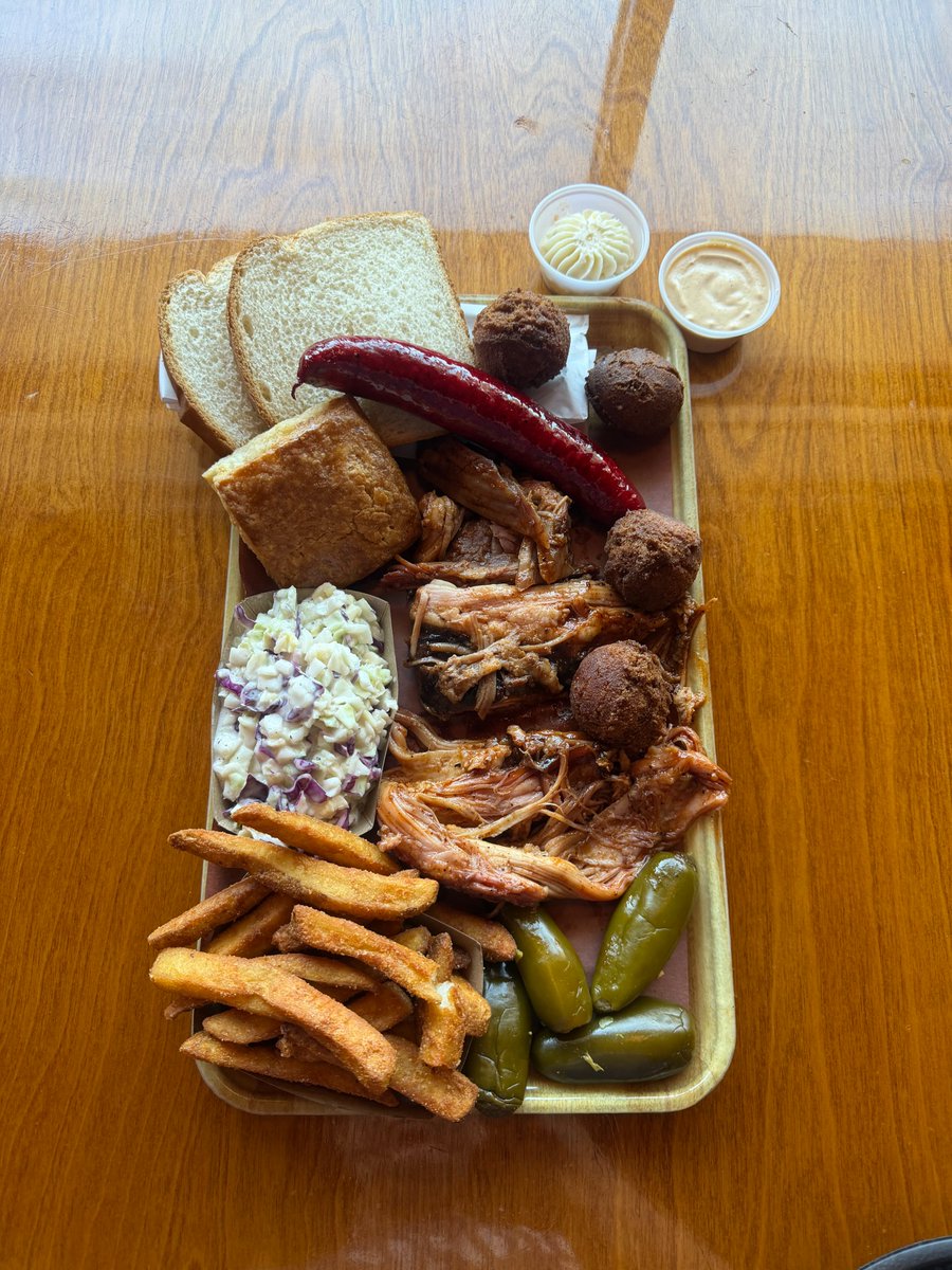 KevinsBBQJoints's tweet photo. Whole Hog Saturday at @PinkertonsBBQ Upper Kirby. Belly, jowl, and shoulder. @GPinks 
3801 Farnham St, Houston, TX 77098 https://t.co/XyBNpBzS7Y