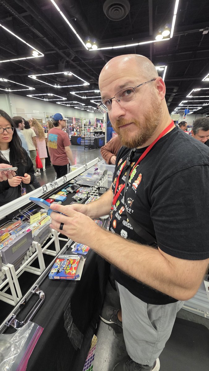KleanPlays's tweet photo. Day 2 at Portland Retro Gaming Expo! 10% off but 100% @JSniperton! https://t.co/q6KVjOvmYK