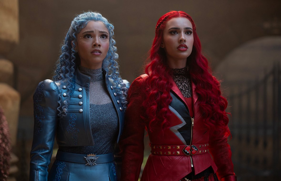descendantstrr's tweet photo. 🚨 EXCLUSIVE: A final decision on whether Kylie Cantrall and Malia Baker will return for Descendants 6 or be dropped will be made around the start of November. https://t.co/Ax2whKbzLP