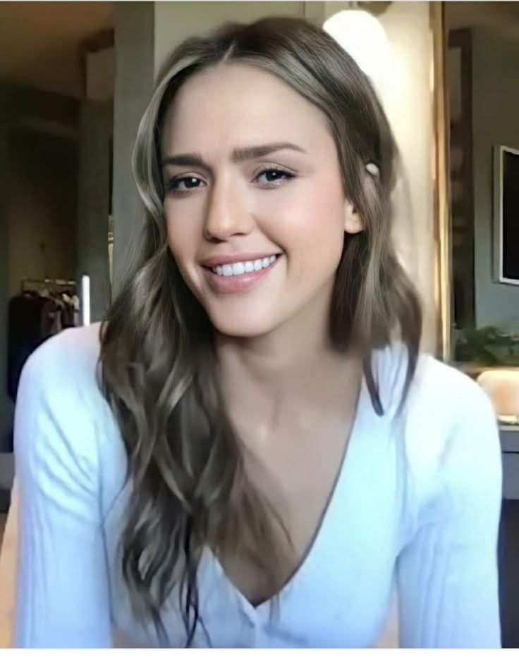 JessicaAlbenx2's tweet photo. I’m Divorced 💔🥀. I’m independent. I don’t smoke. I’m a good person. I cook really well. I just want to be friends with you. https://t.co/H5CxUqJx59