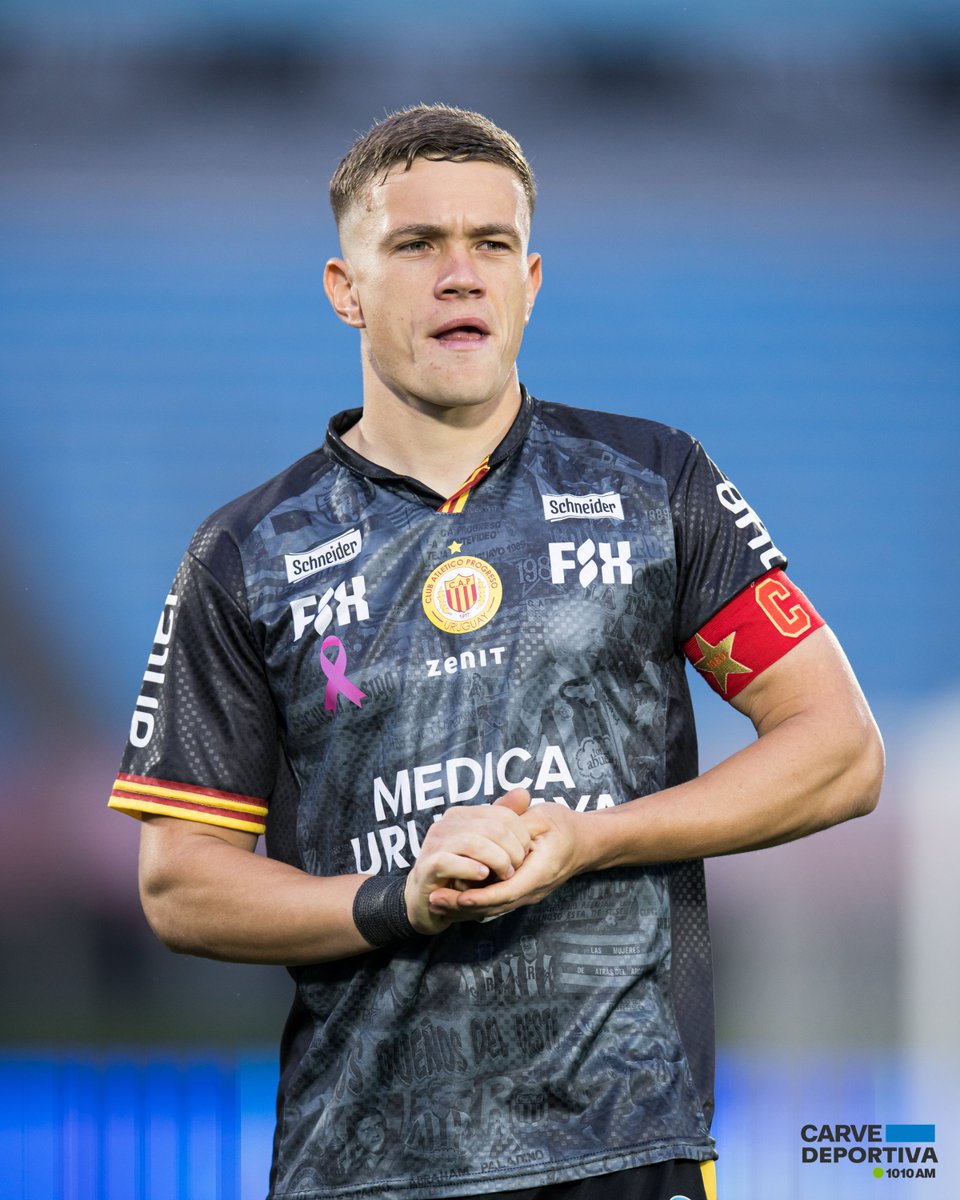 diegomiranda07's tweet photo. Progreso está vendiendo carísimo el descenso. 

Un compromiso total de todos sus jugadores, seguramente personificado en Agustín Pinheiro, figura.

Punto muy alto junto a Ocampo, Cristobal, los centrales, De León y "Magia" López. https://t.co/OLxNrbZ4bJ
