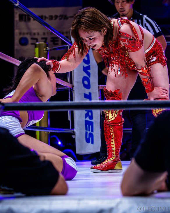 reina0130712's tweet photo. Sareeeさんに最後の最後まで強い気持ちで戦えた。
最後はギブアップ。
あとちょっとが遠く感じる。

最後にリングでかけていただいた言葉、絶対に叶えます❤️‍🔥

私はこの試合を通してまた夢が増えました。
私は仙女のリングで強くなる❤️‍🔥

#SENJO https://t.co/ruQxCAEdJe