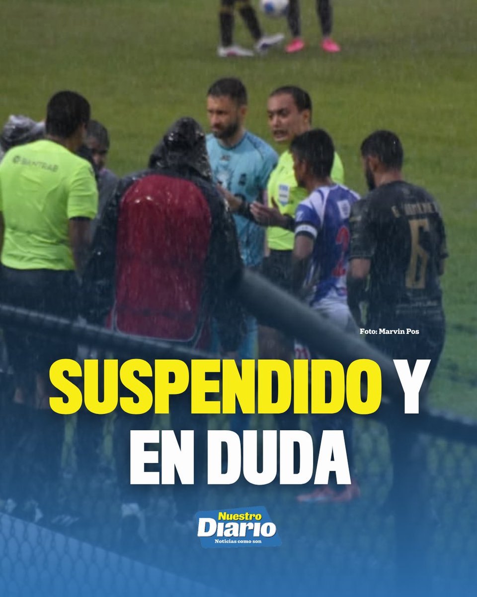 ¿SE REANUDA? 👀😳 Con solamente 14 minutos de juego, el árbitro central Diego Ojer decidió detener el partido entre Suchitepéquez y Mixco en el Carlos Salaza…