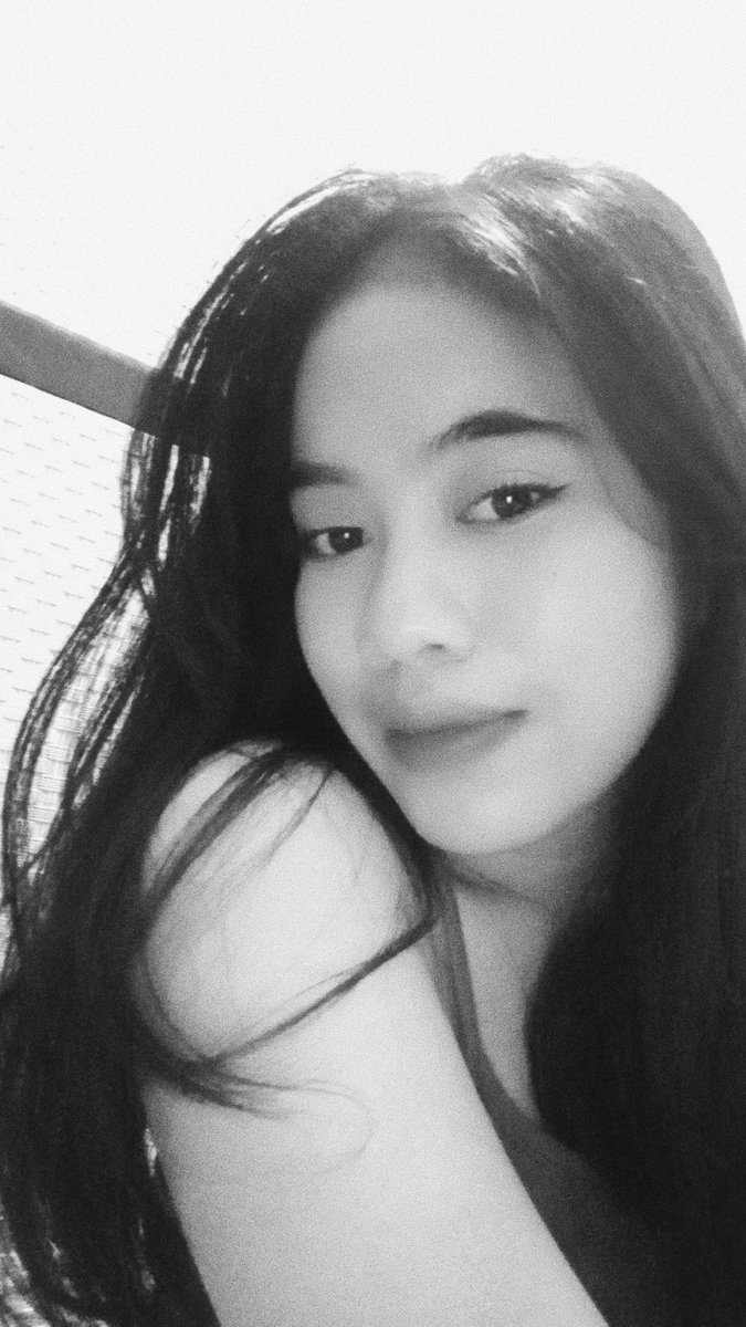 romadhoni_18312's tweet photo. Lg pngn manjangin rambut, bosen bondol wkwk https://t.co/598TJf1Ciq