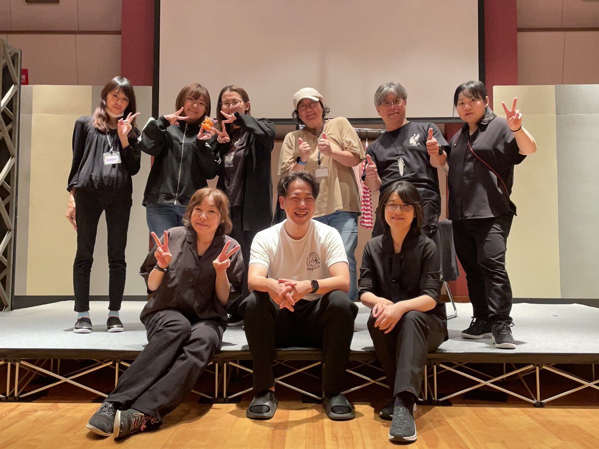 koki1223's tweet photo. 今年も公演を全面バックアップしてくださった大人のじじょう@otonax2 の皆様。
12月には釧路にて新作公演！
私も札幌から観に来ます、どうぞご来場ください！ https://t.co/gfs14BT2UY