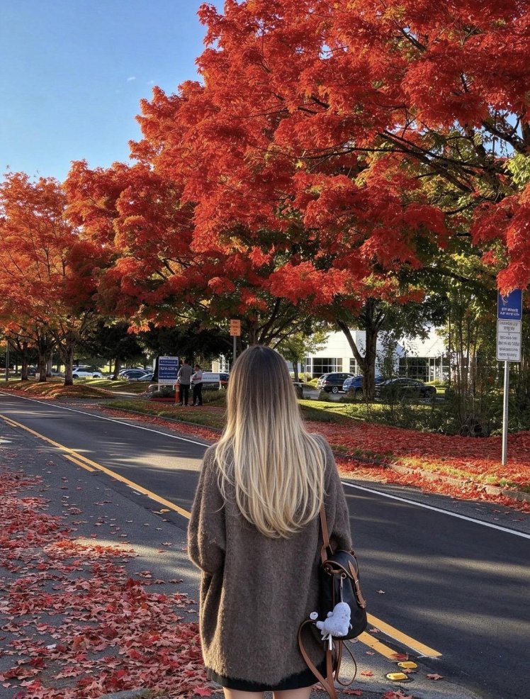 Oat_Milk_125's tweet photo. 🍂 Fall in Seattle doesn’t arrive all at once. It comes with cool breezes, colorful leaves, and golden sunlight filtering through the trees. 🍁 Just me, a quiet walk, and a little moment to soak it all in. 🤎✨
#SeattleFall #AutumnVibes #LittleMoments https://t.co/LSJIH8779g