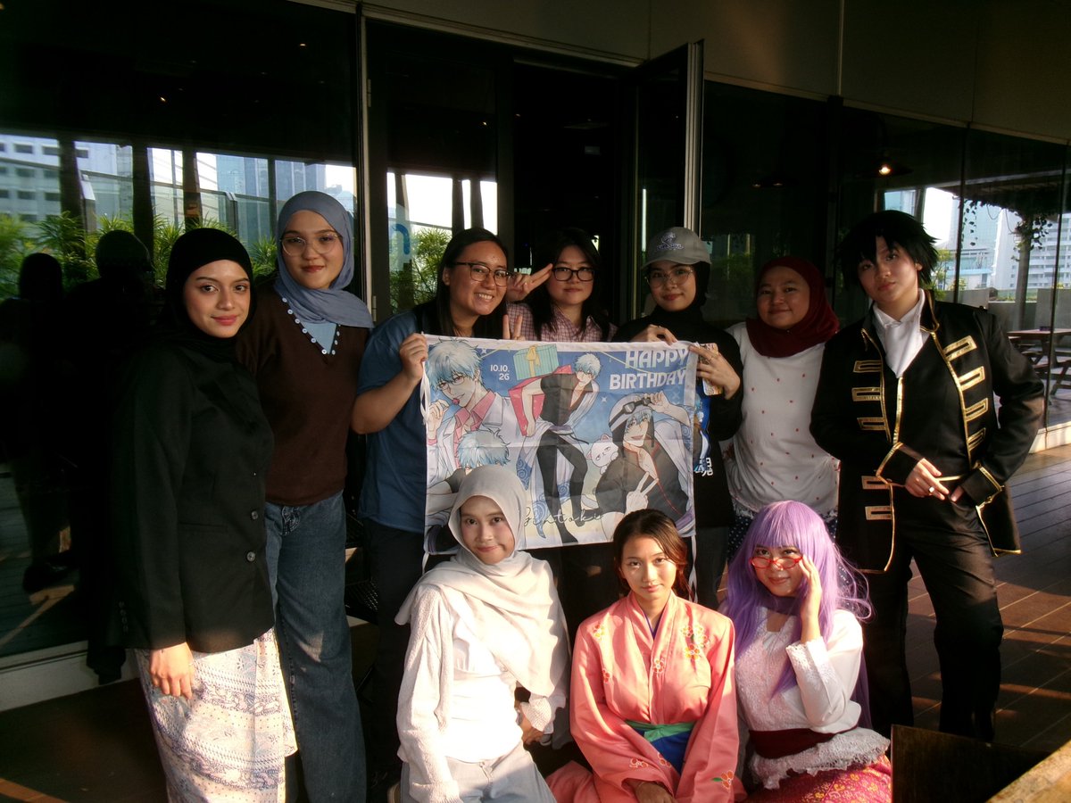 syleouch's tweet photo. gintoki day dumps!! https://t.co/DqKVrhgJ7F