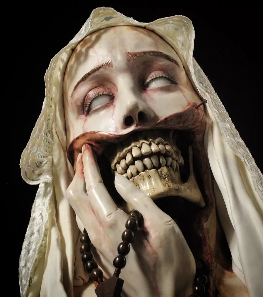 veilofcoffins's tweet photo. “Pálida Caricia” https://t.co/3hHJpgMePm
