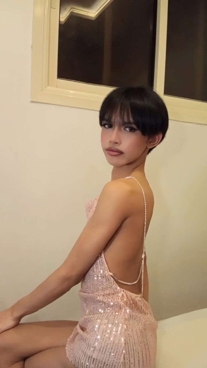 M13404090's tweet photo. #ladyboy_riyadh 
#ladyboy_saudi 
#ladyboy_both_in_Riyadh

** https://t.co/IWfQXl3oxE