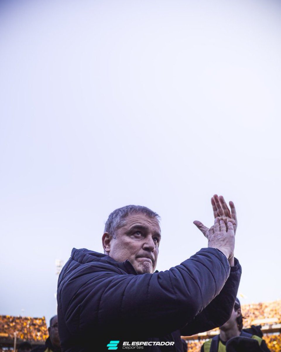 ElEspectadorUy's tweet photo. 🎙️ “Jugando así no se llega a nada”

🗣️ Diego Aguirre en 𝐄𝐥 𝐄𝐬𝐩𝐞𝐜𝐭𝐚𝐝𝐨𝐫 𝐃𝐞𝐩𝐨𝐫𝐭𝐞𝐬.

📻 810 AM · 92.5 FM
▶️ https://t.co/K52So8RoET https://t.co/IbllMgeKdW