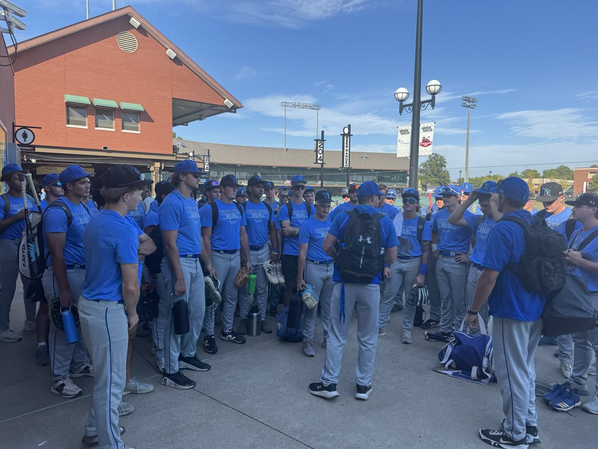 shanebroadway's tweet photo. Great afternoon at Dickey-Stephens Park watching the @ASUThreeRivers Eagles play @NationalParkC in the Arkansas Natural State Showcase. Thank you to @ArkHigherEd and @MyARLottery as well as the @ARTravs for this opportunity for our Arkansas JUCO teams! https://t.co/ZUlymu5LBH