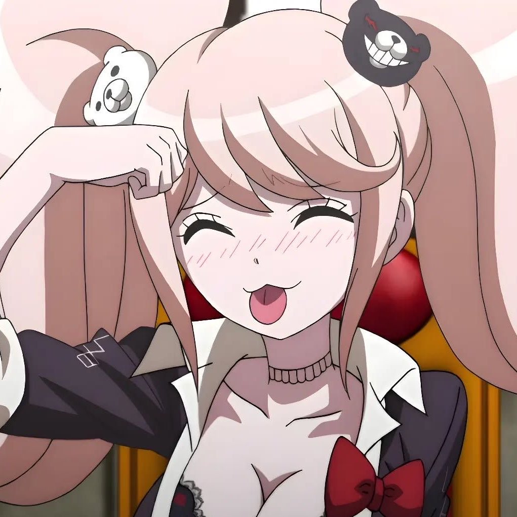 koizumionfilm's tweet photo. junko enoshima wouldn’t hurt a fly. https://t.co/q6LsJ5Psii