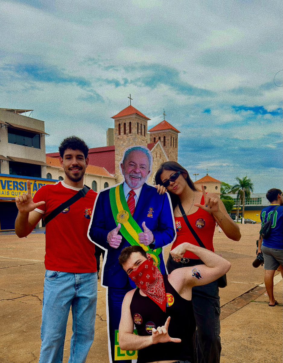 MRailahtaN's tweet photo. e vai ter resistência em Dourados ms com lula sim bbs!!! 
hoje no festival pró lula
dia 25 é 13❤️🤩⭐️
#ManiFesty https://t.co/bsd1PcCLJ6