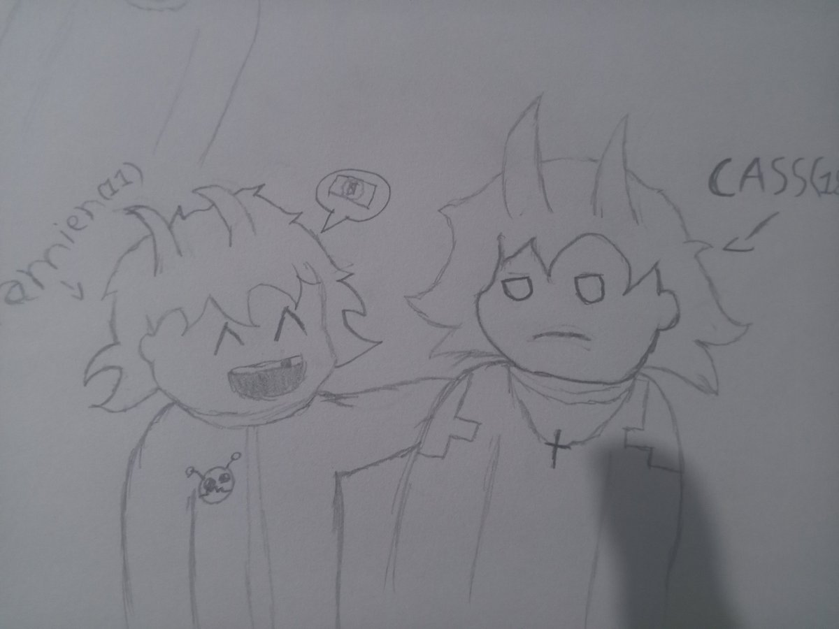 HAceite89111's tweet photo. Mis dibujos siempre simples y horribles y nunca cuerpo completo porque no me sale las jodidas manos💅✨
Ya fuera de bromas. Siento que Cassandra tendría más cruces en su ropa. De paso dibujo al baby Damien pidiéndole dinero a su hermana mayor #picoschool #cassandra #damien #fnf https://t.co/mULn200mCg