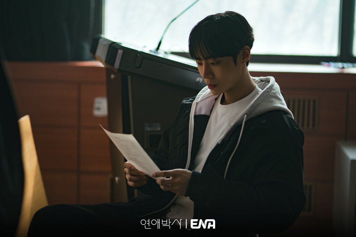 Channel_ENA's tweet photo. #연애박사
연기도 케미도 열일 중!
1-2회 미공개&amp;비하인드 컷 공개 ·̩͙꒰ঌ(𐭅" ॑ ॑")𐭅ᰔᩚ

💓
사랑이 서툰 두 청춘의 맵고, 쓰고, 달콤한 로맨스

ENA 〈연애박사〉
[월화] 밤 10시 방송

#ENA #BetweenSteps #추영우 #김소현 https://t.co/WSaVSPeSGV