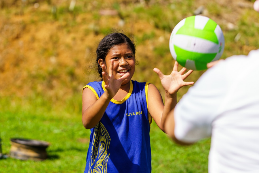 NetballAust's tweet photo. This week, Netball Australia, in collaboration with Netball Fiji and Team Up, launched the Pass It On program in Fiji, bringing netball to more young people across the region.

More details ➡️ https://t.co/wnnLzSnc7V https://t.co/38ciQMisZl