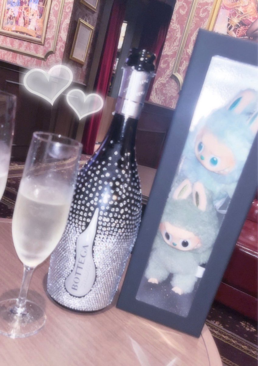 lllua1p's tweet photo. ギラギラnightバニーさせてくれてありがとう♥ https://t.co/MZ493nWJ7j