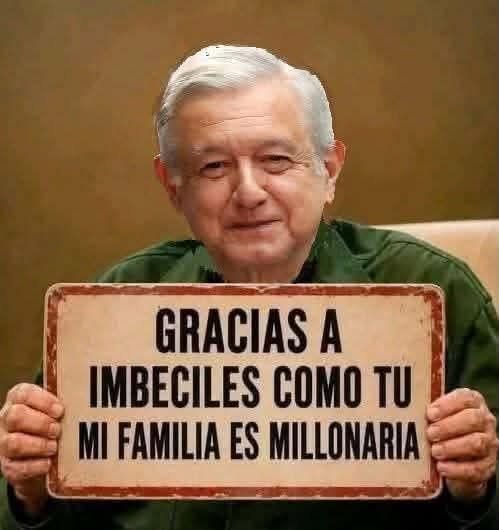 rod_fco's tweet photo. @Oficial_Vicman Antes los lujos para unos cuantos, ahora... solo para su familia y te lo dice el mismo... jajajajaja https://t.co/Q28hom9T5A