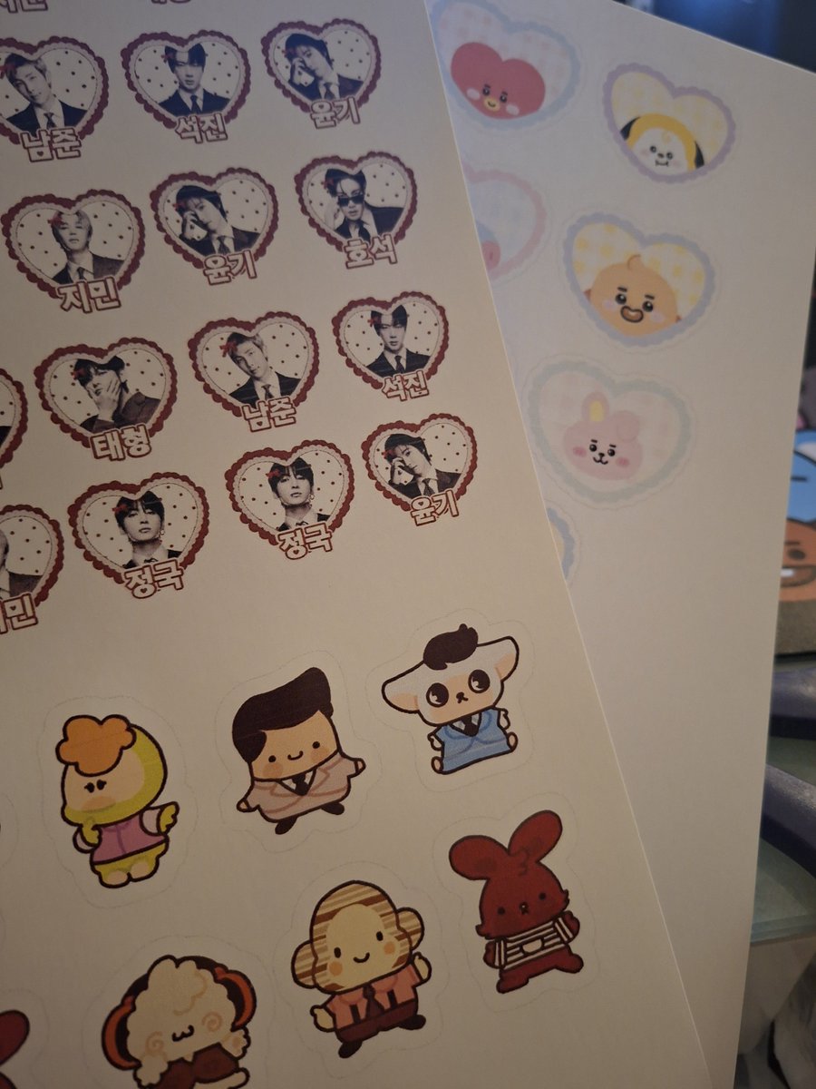 devilckdd's tweet photo. Imprimí stickers de 31 minutos tmb jj https://t.co/PMJErvOn2m