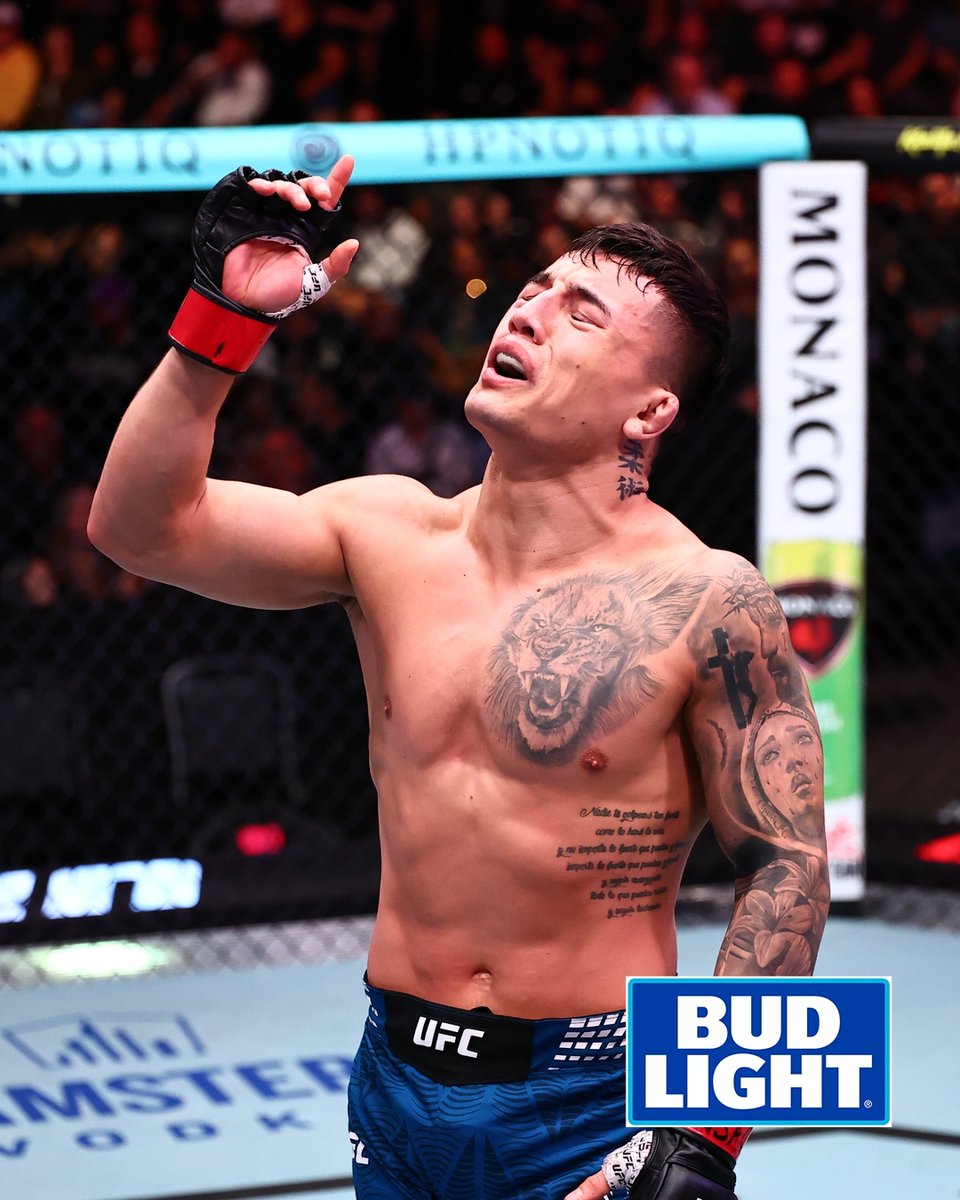 ufc's tweet photo. #UFCVegas122 prelims went ALL OUT!

[ #ForTheCelly | B2YB: @BudLight ] https://t.co/PRsO3btsjk