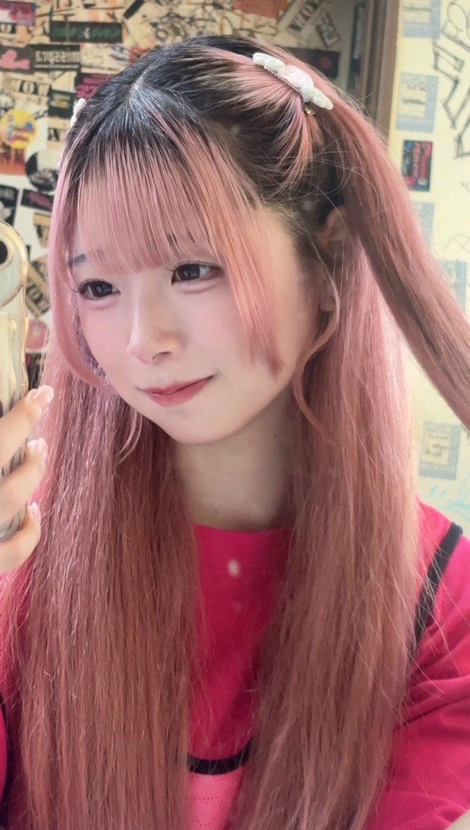 aoi_login's tweet photo. 昨日は遠い中来てくださってありがとうございました！！
今日も1回だけど会えるから会いに来てね！💕 https://t.co/uOCH28MKjm