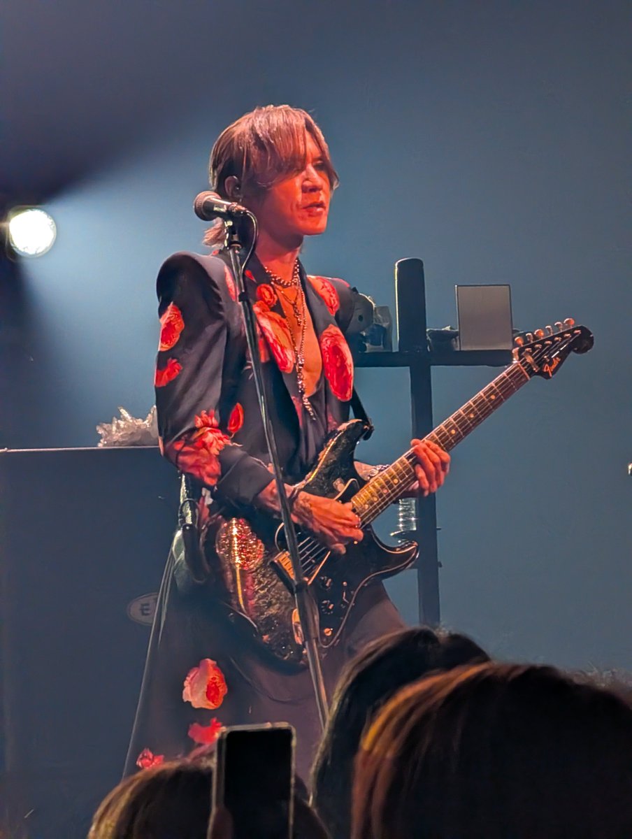 toshi1203k's tweet photo. 次はSUGIZO

#LUNAPIC
#久しぶりだな鳥取 https://t.co/9mKX382uzn