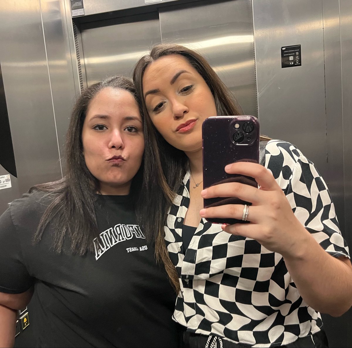 JigJ0y's tweet photo. Primeiro dia de BGS finish 🫡
With my love @Loompaaa ❤️ https://t.co/0EgjGvcovy