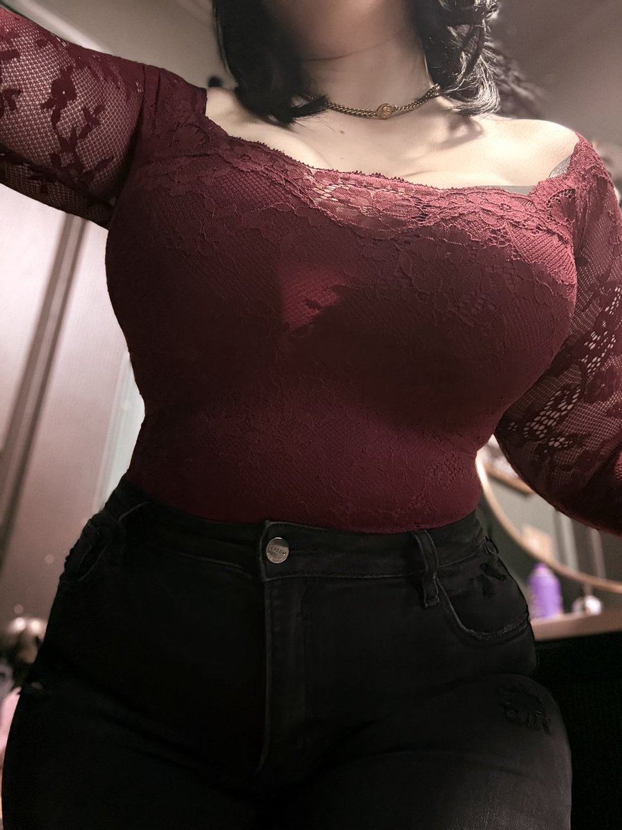 spookasm's tweet photo. I want this fit to work so fucking bad god damnit https://t.co/nqaXNYjb6a