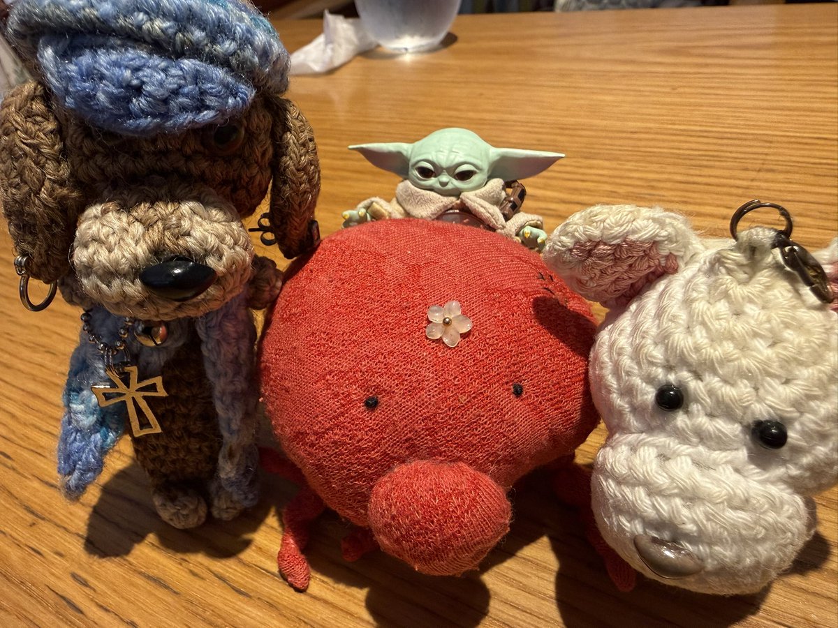 sinobujii's tweet photo. 今日のモーニングはむさしじゃ❗️
何故かタコぶーが着いて来たんじゃ https://t.co/sgb7MhjV7G