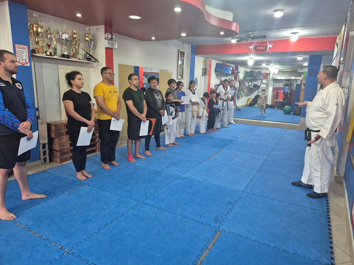 ClubSeul's tweet photo. Taller defensa personal https://t.co/YAiNtdWhLG