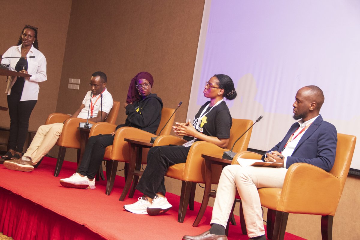 pyconafrica's tweet photo. Open Source, Research and Industry panel at PyCon Africa 2026. 🎤🐍

Where do the three meet? In the tooling: packages, libraries and reproducible pipelines that move work from a research notebook to production. https://t.co/Ux0KneyrIc