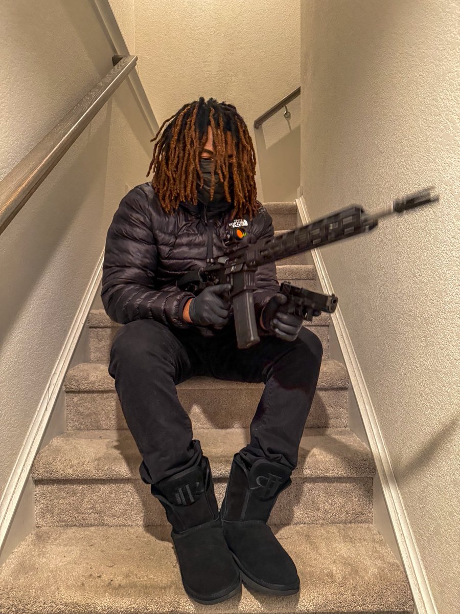 c6rey_'s tweet photo. hopping into the streets td lmk if i look sturdy https://t.co/grax6u9U4z