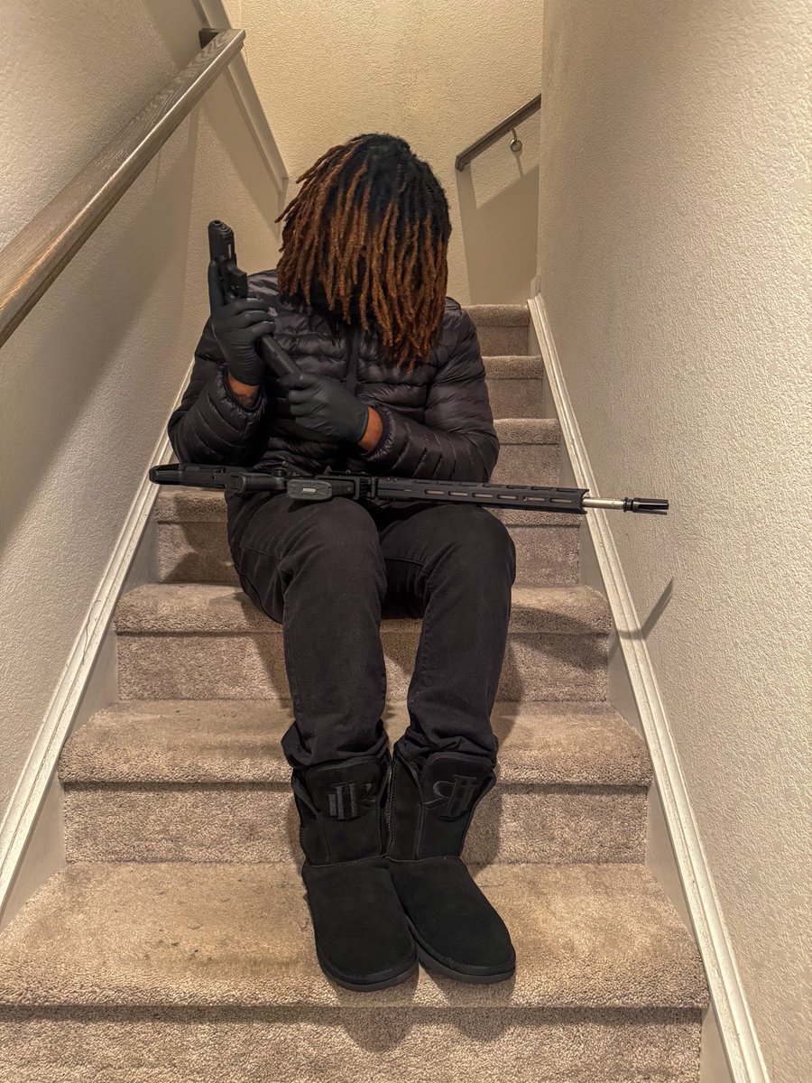 c6rey_'s tweet photo. hopping into the streets td lmk if i look sturdy https://t.co/grax6u9U4z