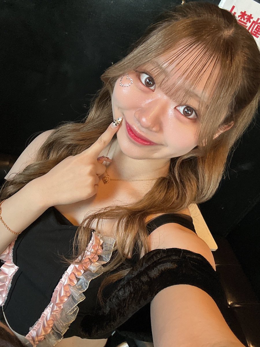 6uyfw's tweet photo. ゆゆきちゃんの顔ガチ聞くんよな💕 https://t.co/GQhfT3nUL3