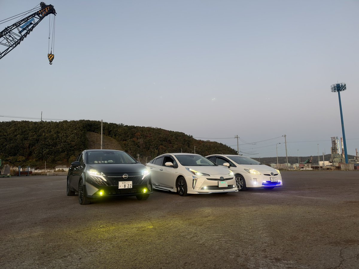 AZwagonROOX's tweet photo. 夕方から3台でドライブ行ってた
鹿いすぎてスピード出せなかった https://t.co/kUw811GX0z