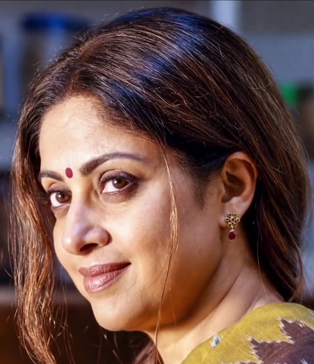 Anshtiw73032772's tweet photo. Mom was angry when i came out of my room after my first night..

I knew she was listening every word ech moan all night..

When i came out, she was cooking for me n my wife.

I said "She's just my wife,, you're my Mom, my wife, my GF,, don't think she can take your place"

Mom- https://t.co/DUW0nLkfgM