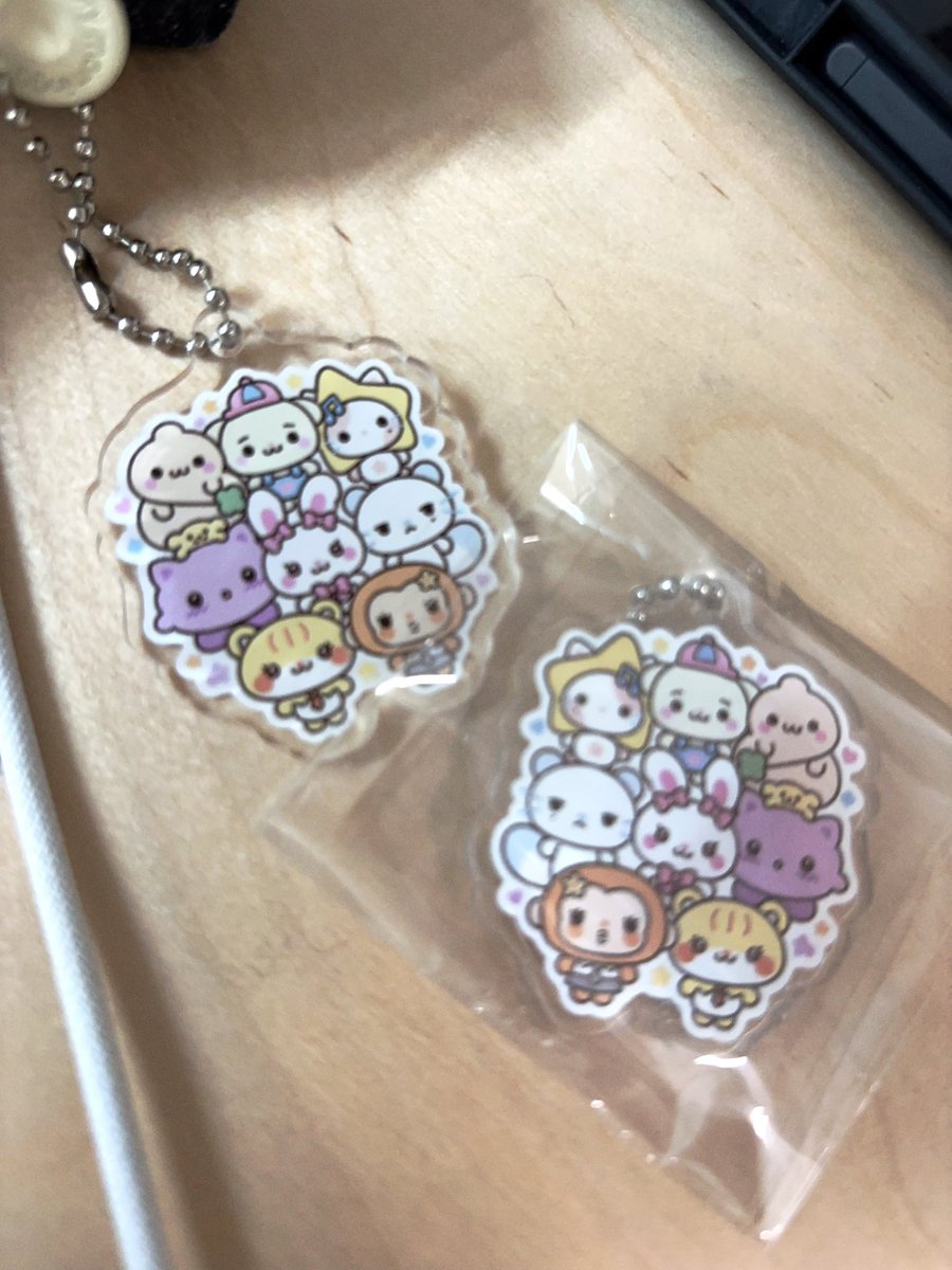bbongbbongama's tweet photo. 개귀여워 https://t.co/Iw8uvVbf2d